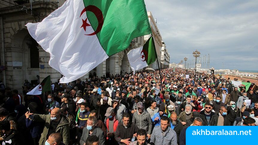 تدهور صحة 23 موقوفا من الحراك الجزائري مضربين عن الطعام