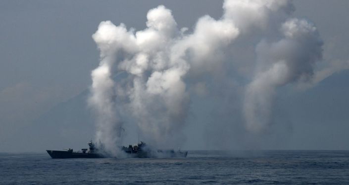 台媒爆解放軍軍艦昨靠近台東部外海「鄰接區」，宣稱「這一次比較接近一點」 - Sputnik 中國