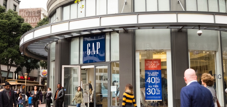 随着 Gap 的缩减，Athleta 在第一季度抢走了聚光灯