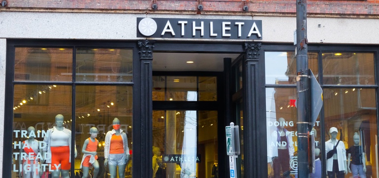 Athleta 推出数字健康平台“AthletaWell”