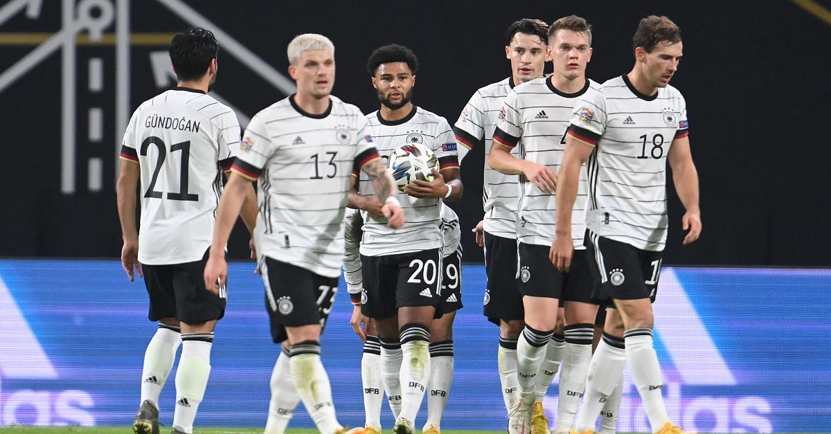 DFB-Team in der Einzelkritik: Sané tanzt, Gnabry schwach - Max mit Eigenwerbung