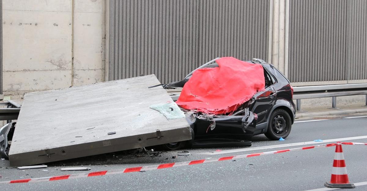 Köln: Tödlicher Betonplatten-Unfall: Fehlkonstruktion laut Behörde "mit Absicht"