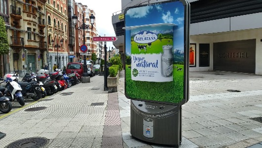 Exterior: Los yogures de Central Lechera Asturiana, a lo grande | Marcas
