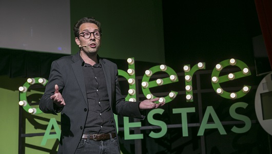 “Codere pretende potenciar el lado más lúdico por encima de animar a apostar” | Marcas