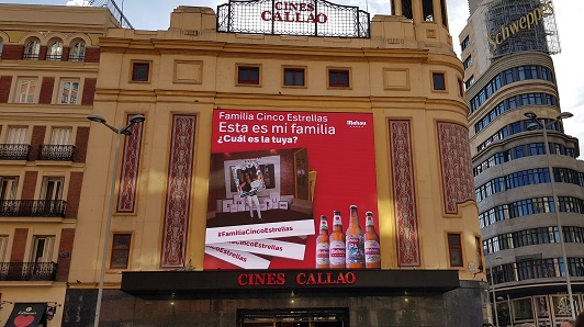 Acción especial de Mahou en las pantallas de Callao | Marcas