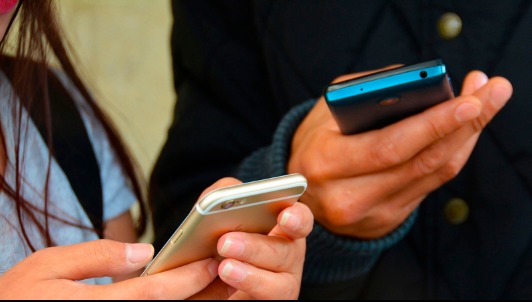 La mitad de los consumidores solo compra online tras contrastar con comentarios de otros usuarios | Investigación