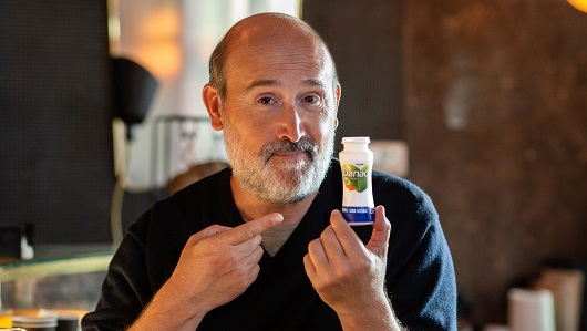 Danacol estrena prescriptor: el actor Javier Cámara | Marcas