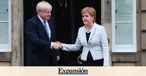 La Justicia escocesa aplaza al martes la vista sobre el cierre del Parlamento