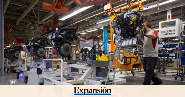 La industria espaola contina en contraccin en julio y destruye empleo