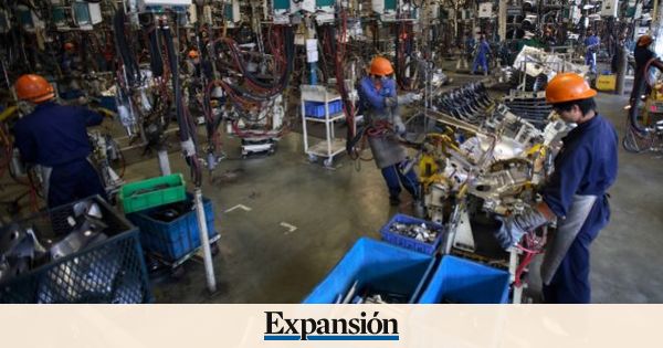 La industria manufacturera china se contrae por cuarto mes consecutivo