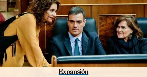 Montero descarta aprobar el techo de gasto y apunta a subir la previsin del PIB al 2,3%