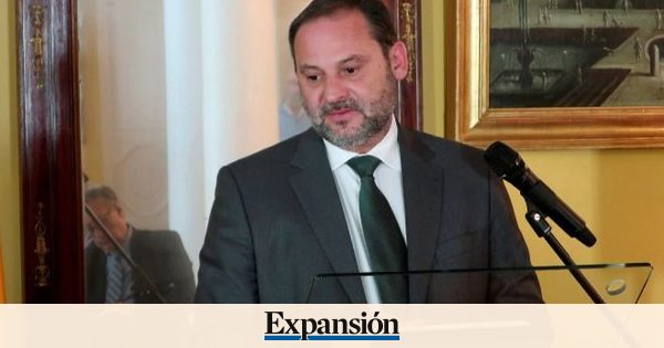 Ábalos: el Gobierno buscará "alguna fórmula" para facilitar la financiación autonómica