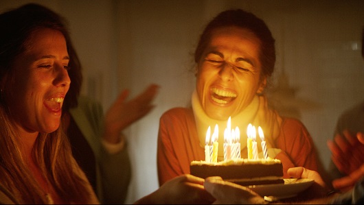 Aegon quiere reforzar su imagen de marca a base de ‘cariñoterapia’ | Marcas