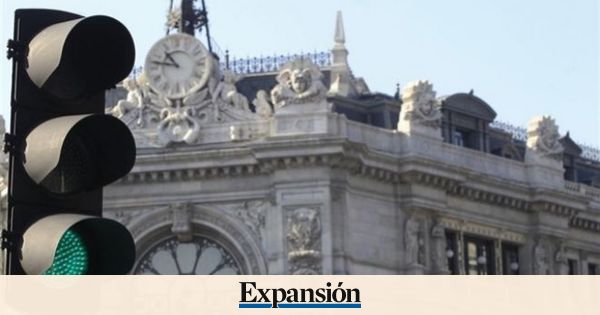 La deuda pública se reduce en más de 12.700 millones en julio y se aleja de máximos