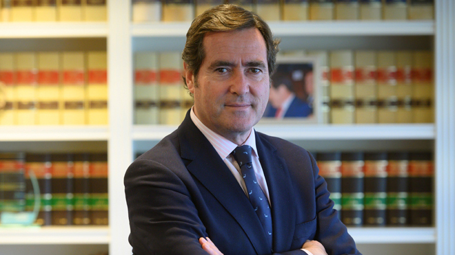 Los empresarios ven muy negativas las medidas de Snchez