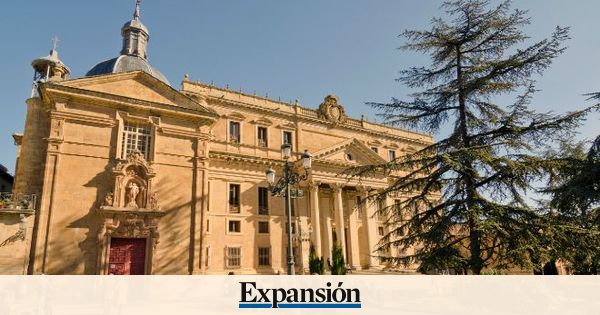 Los titulados universitarios en la OCDE ganan un 57% ms y sufren menos paro
