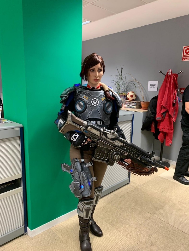 Microsoft humaniza a Kait Díaz en una acción muy especial para la presentación en España de 'Gears 5' | Marcas