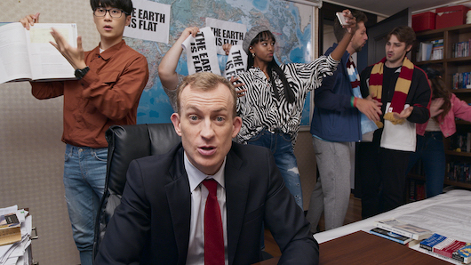 Una campaña de Twitter recupera al padre interrumpido en directo mientras hablaba en la BBC