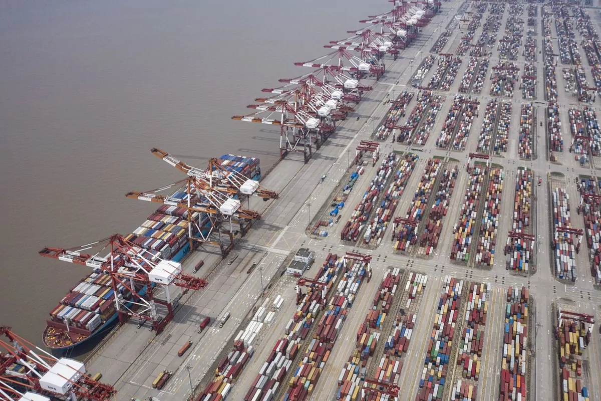 El comercio internacional de China se dispara durante el primer bimestre