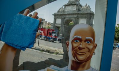 Ocurrente campaña de exterior de Don Limpio