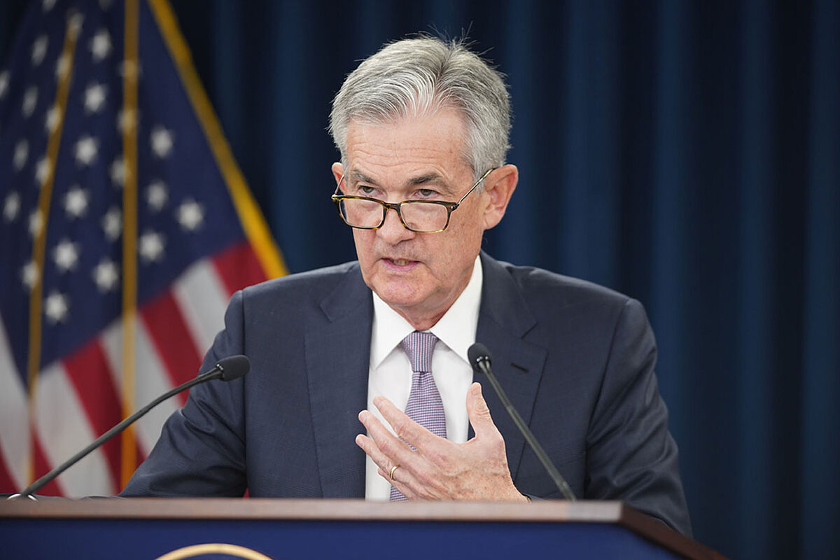 El presidente de la Fed apunta a unos meses de