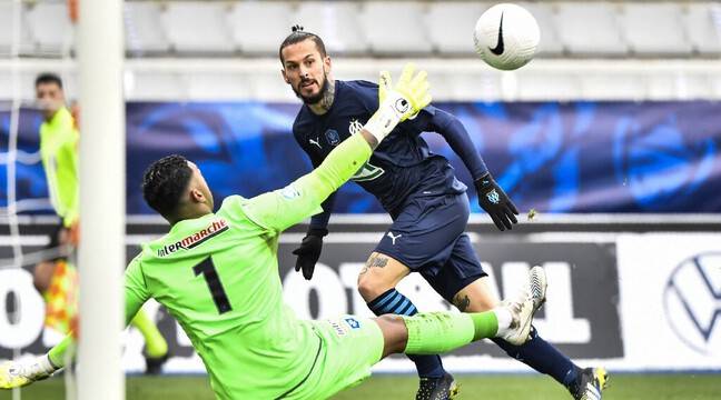 L’OM met fin à une série de sept matchs sans victoire en se qualifiant sur la pelouse d’Auxerre...