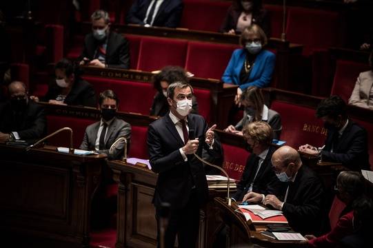 Les initiateurs de la proposition de loi en appellent au gouvernement et à la majorité