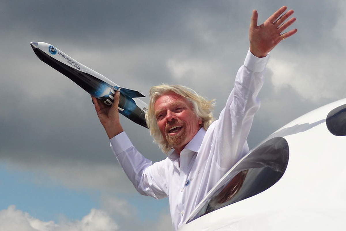 Richard Branson marque le grand coup d'envoi pour le tourisme spatial made in Virgin Galactic