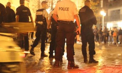 Un policier mordu par un chien errant sur la place Sainte-Anne