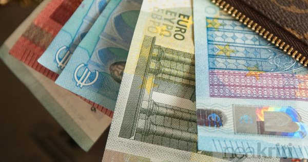 Ποιοι δικαιούνται έκπτωση φόρου - Οικονομία Ελλάδα