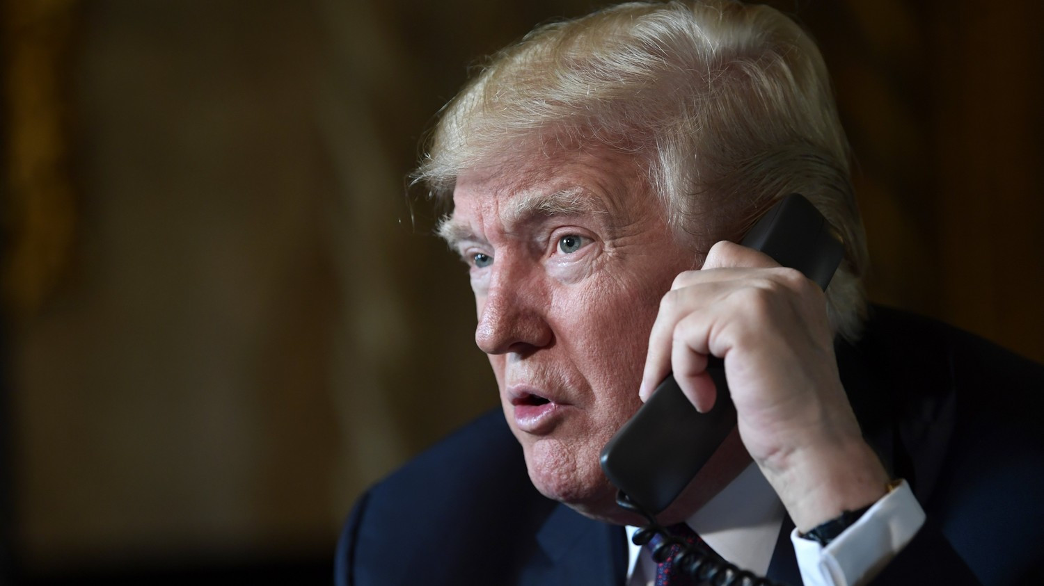 Cáfolták, hogy Donald Trump nyomást gyakorolt volna az ukrán elnökre