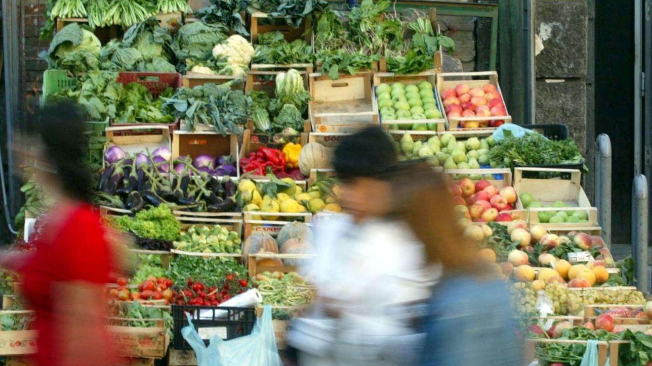 Confesercenti: i consumi frenano ancora, stima +0,3% nel 2019