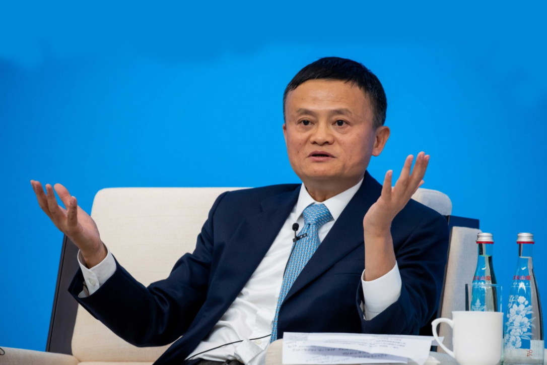 Jack Ma ricompare dopo due mesi, azioni di Alibaba in rialzo a Hong Kong