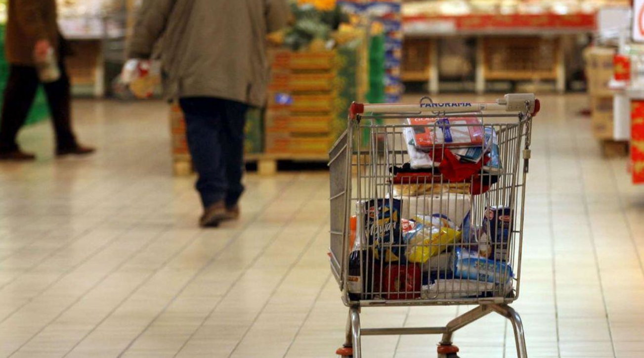 Consumi, Confesercenti: in un anno di pandemia persi 137 mld 