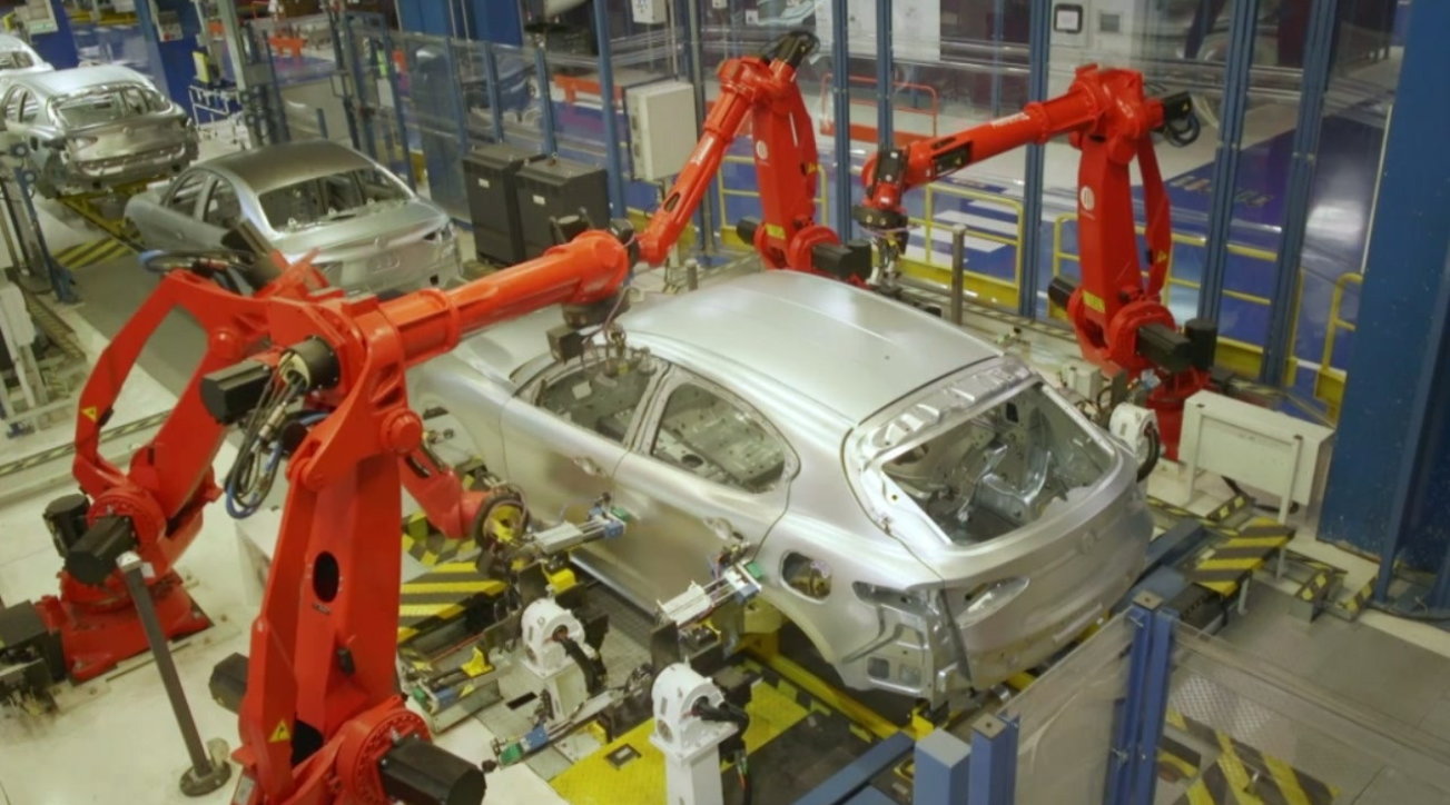 Covid, Istat: quasi metà delle imprese è strutturalmente a rischio | Nel 2020 fatturato dell'industria a picco dell'11,1%