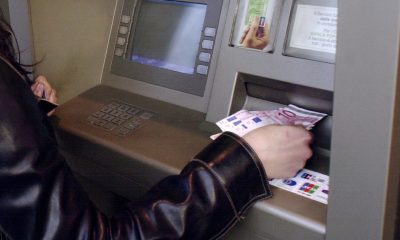 perché diminuiscono gli sportelli Atm