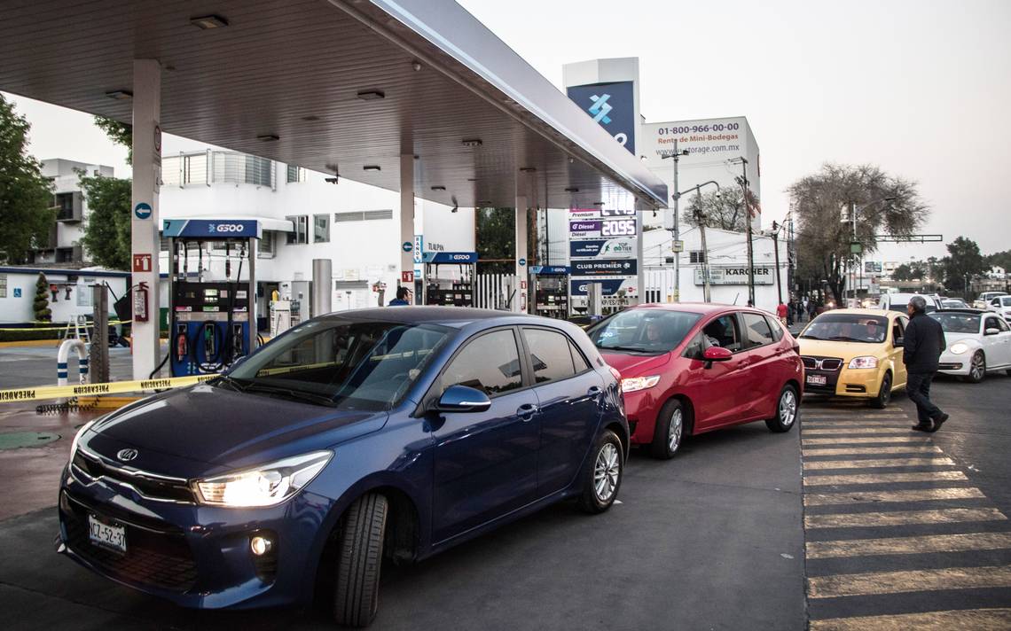 Desabasto de gasolinas deja efectos colaterales a tiendas departamentales