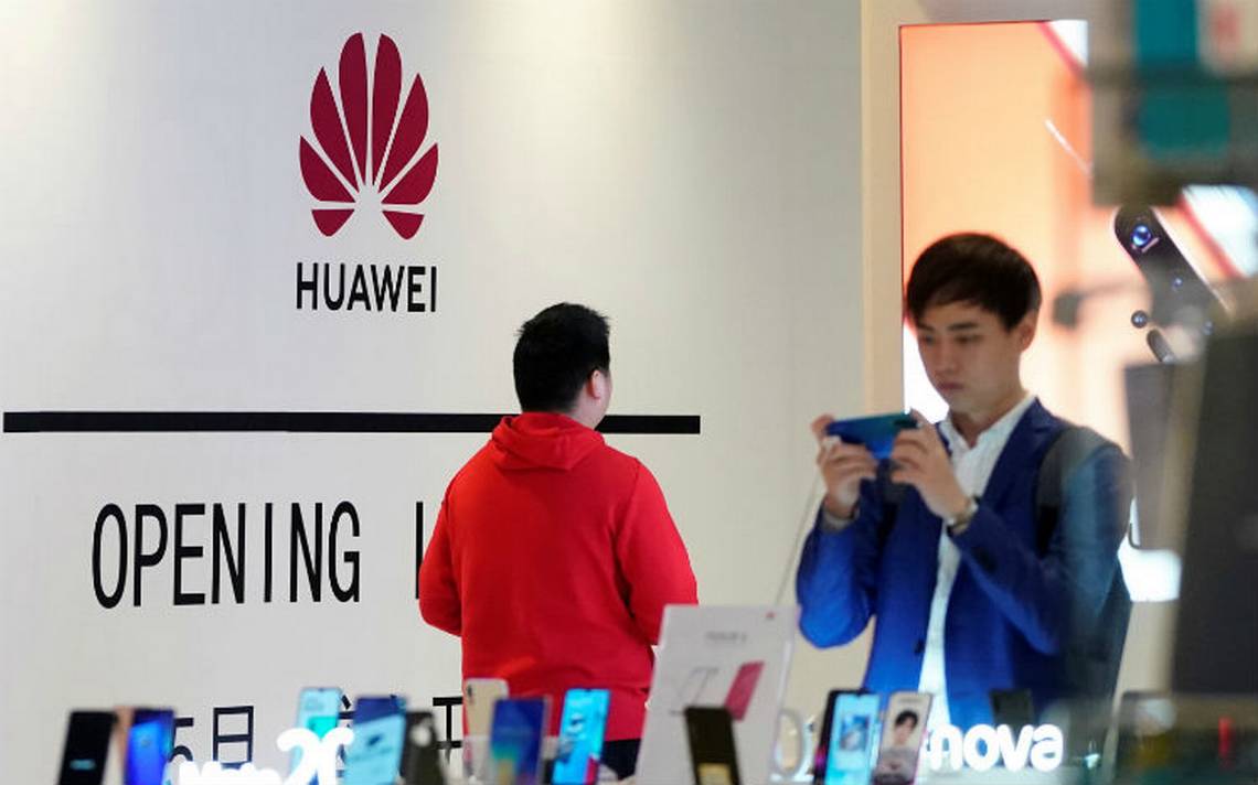 Huawei reducirá su dependencia de componentes estadounidenses
