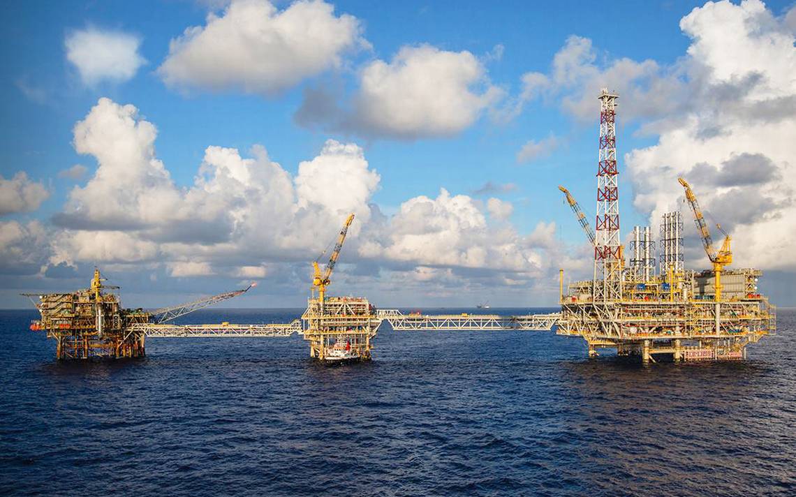 Pemex, el foco de riesgo para México