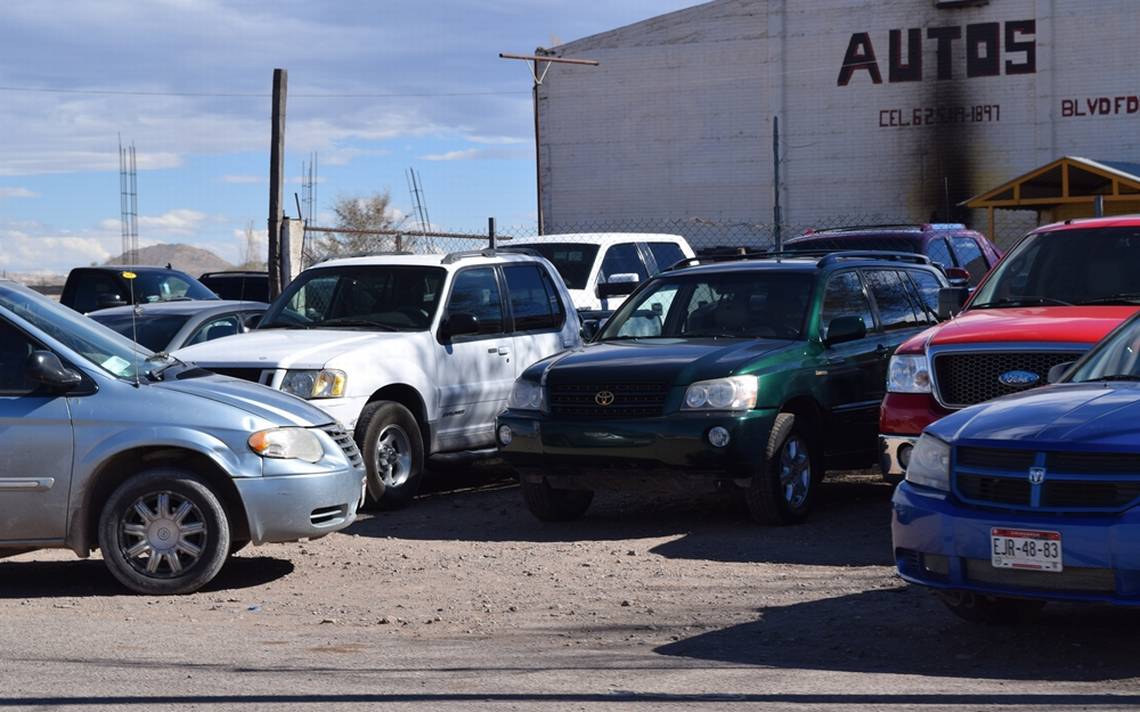 Sigue la mala racha: caen 10.2% las ventas de autos en abril