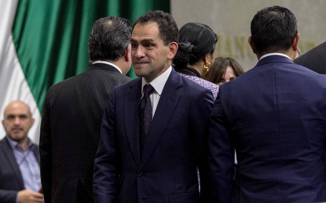 Viene ayuda adicional para Pemex, confirma Arturo Herrera