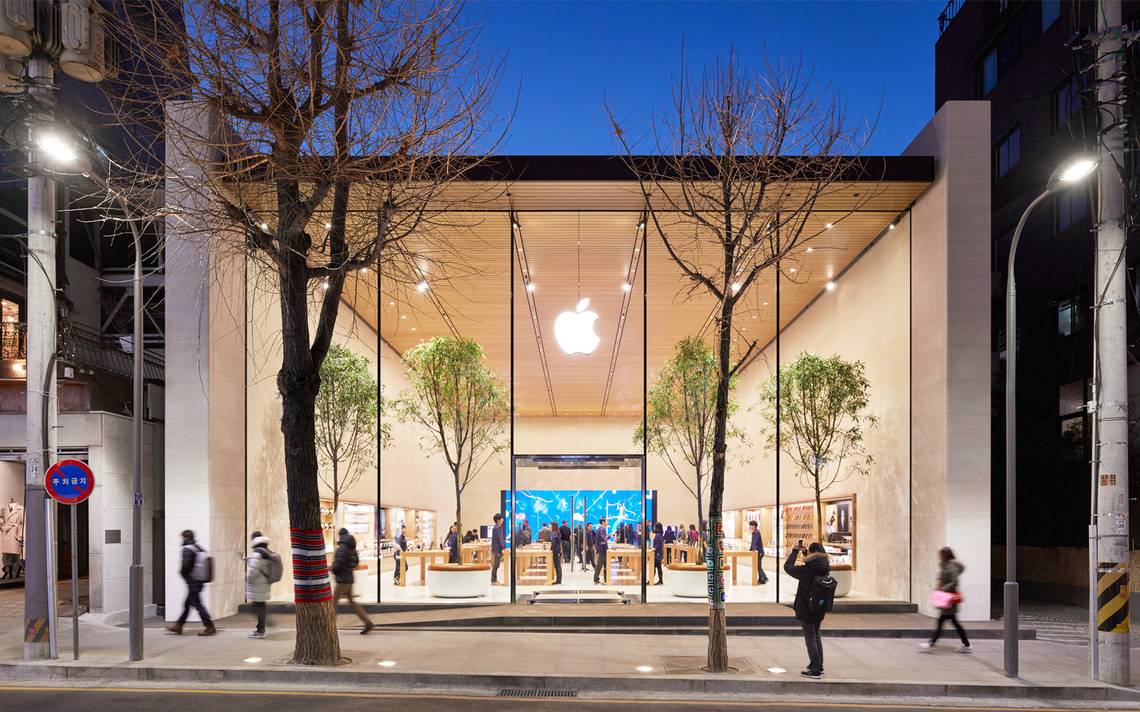 Apple planea trasladar 30% de su producción fuera de China