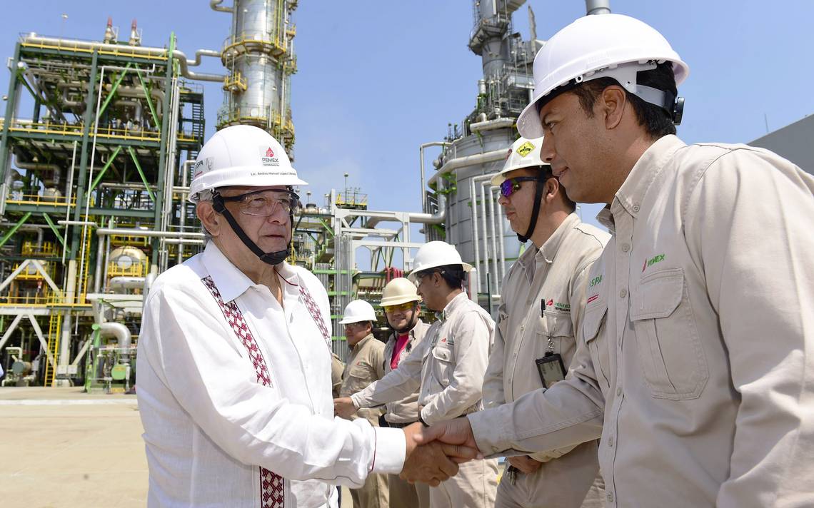 Decisión de Fitch es "excesivamente severa": Pemex