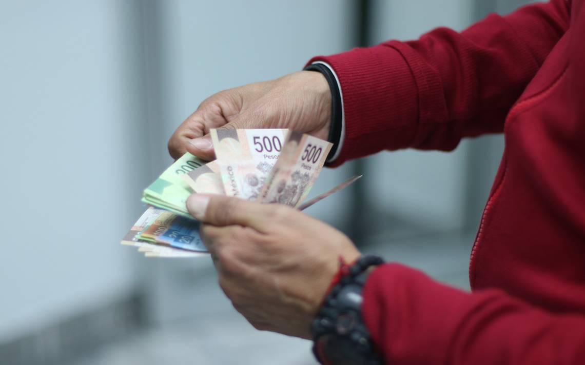 Salario Mínimo es mucho más bajo en México que en países de Centroamérica: AMLO