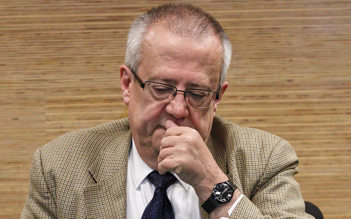 Designación de Herrera a cargo de Hacienda limita impacto en mercados financieros: Moody's