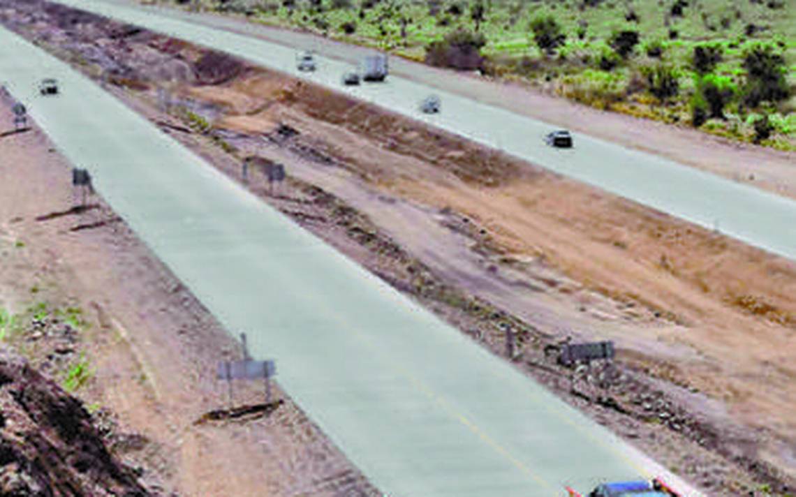 Terminarán 20 carreteras pendientes que dejó EPN