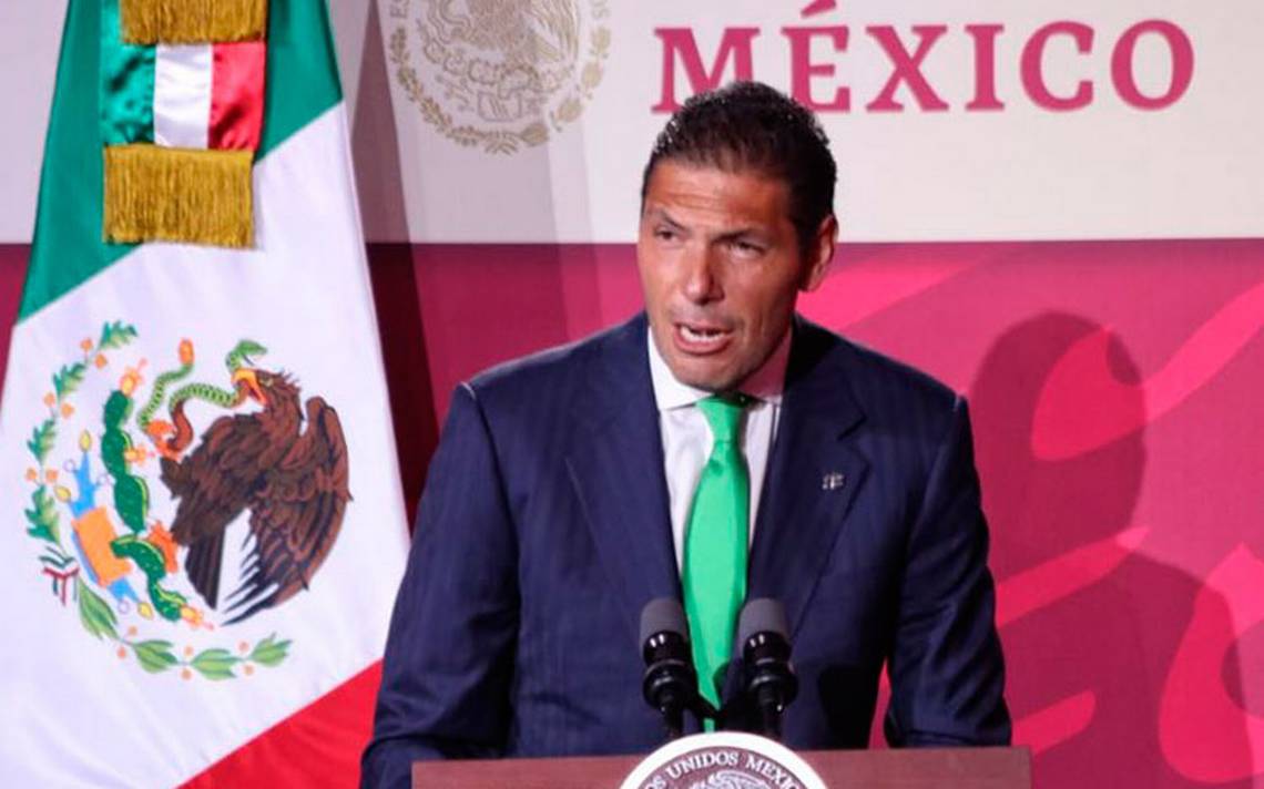 Carlos Hank González pide a empresarios sumarse a la 4T