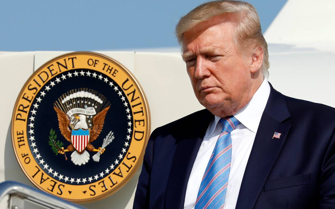 EU está "muy lejos de la recesión", dice Trump tras alerta a corto plazo