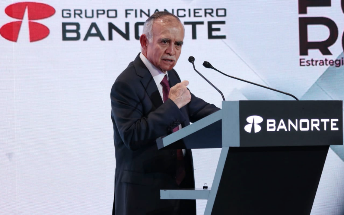 México necesita paraguas de confianza para crecer económicamente: Alfonso Romo