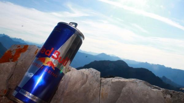 Lata de Red Bull.